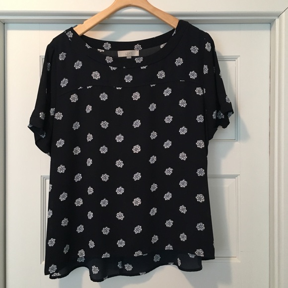 LOFT Tops - LOFT navy blouse